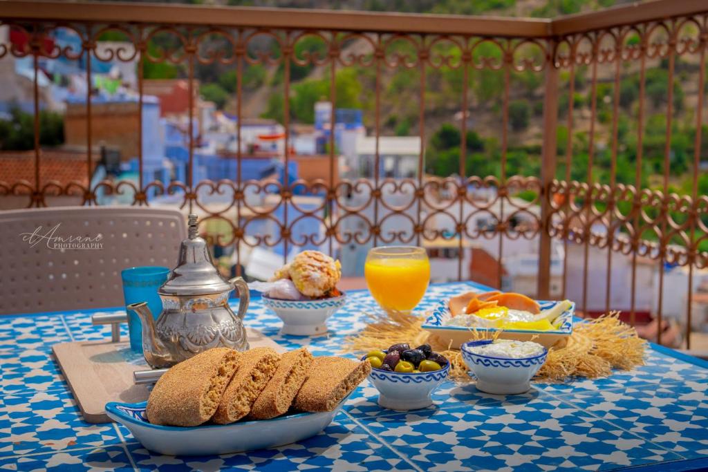 Casa Meftah Blue breakfast