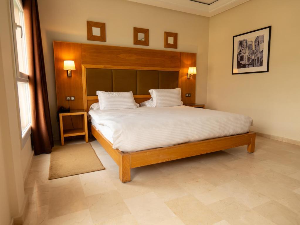 Hotel LA PALOMA 751 av Mlly Hassan bel Mehdi 93000 Tetouan Morocco bedroom