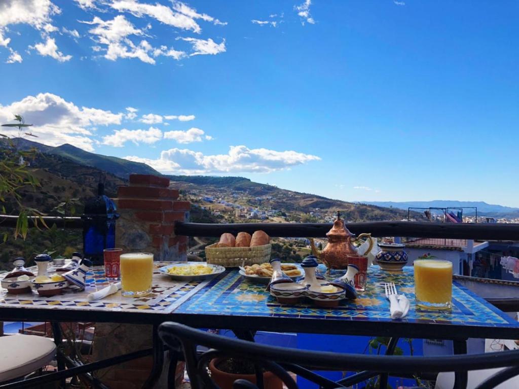 Riad Bab Mahrouk breakfast view mountain