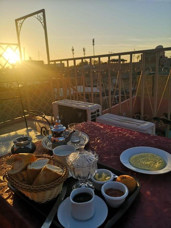 El Boussouni Hostel